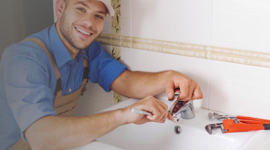 Local water heater installation in Buckner, IL